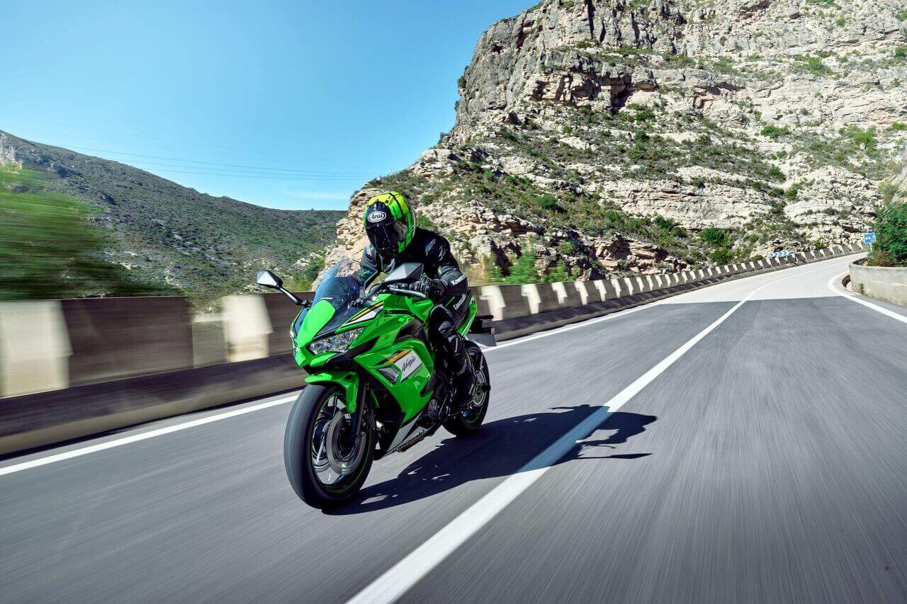 אופנוע קוואסאקי NINJA 650 - תמונה 12