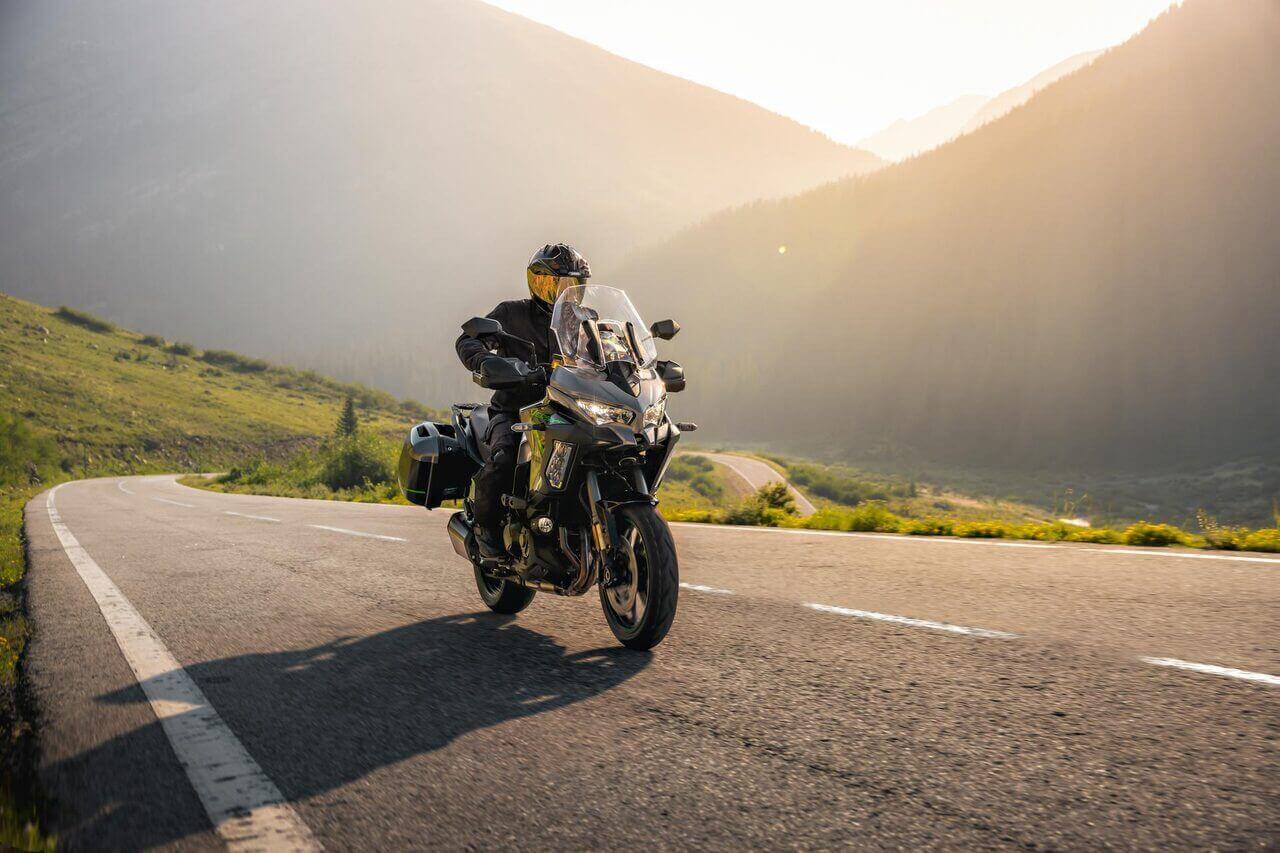 אופנוע קוואסאקי Versys 1100 SE - תמונה 11