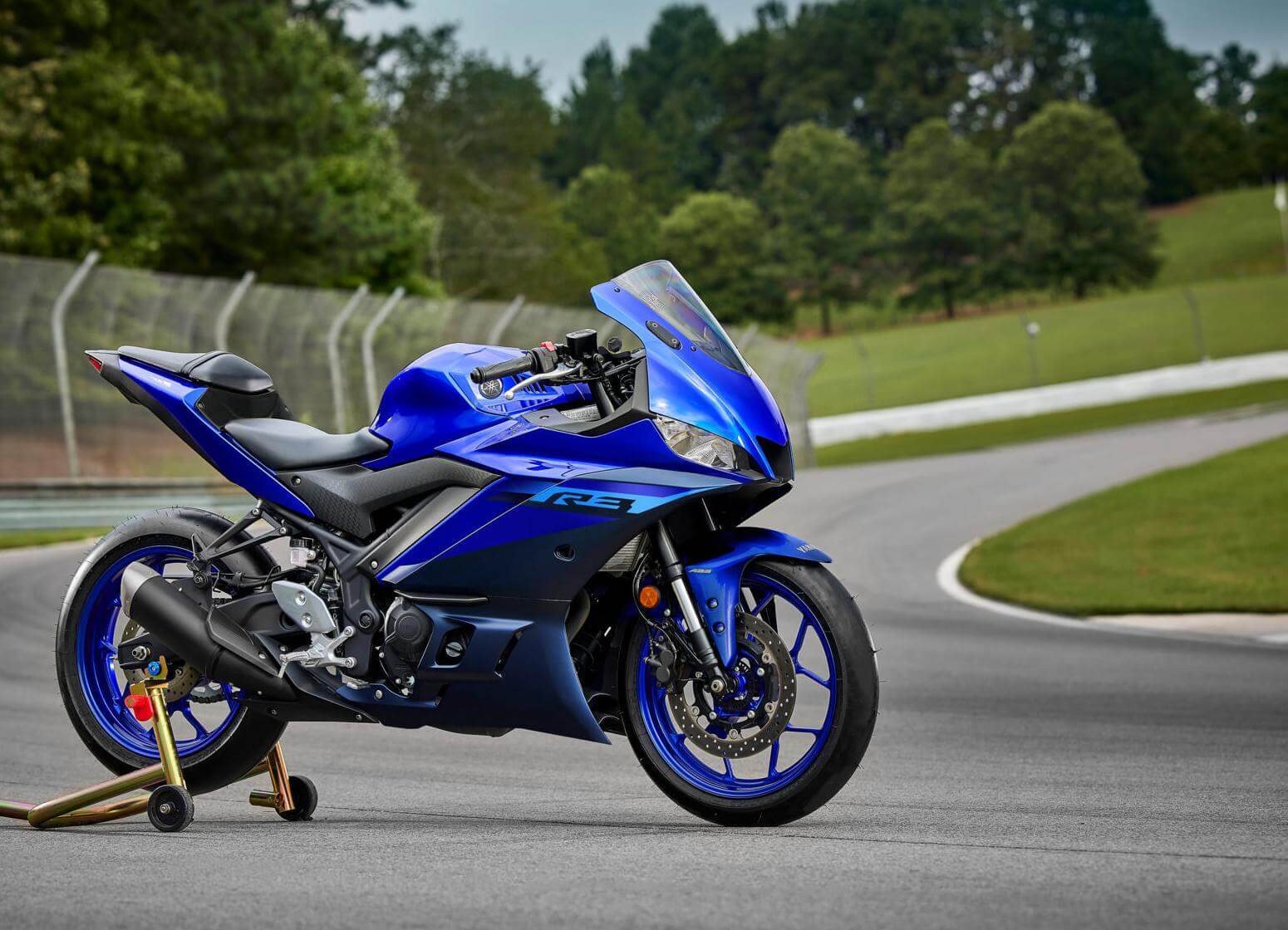 אופנוע ימאהה YZF-R3 - תמונה 2