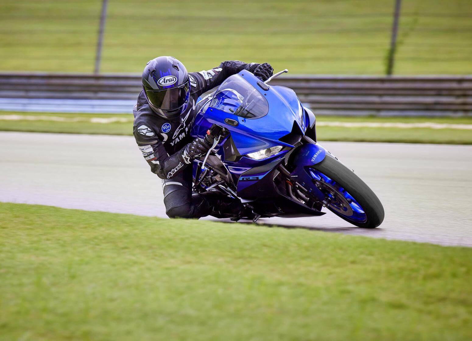 אופנוע ימאהה YZF-R3 - תמונה 3