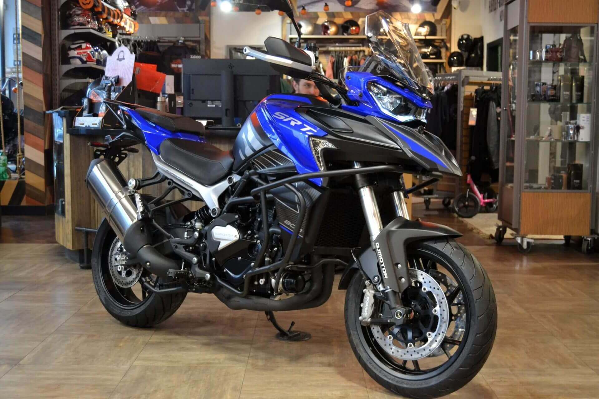 אופנוע קיו.ג׳יי מוטור SRT 800S - תמונה 4
