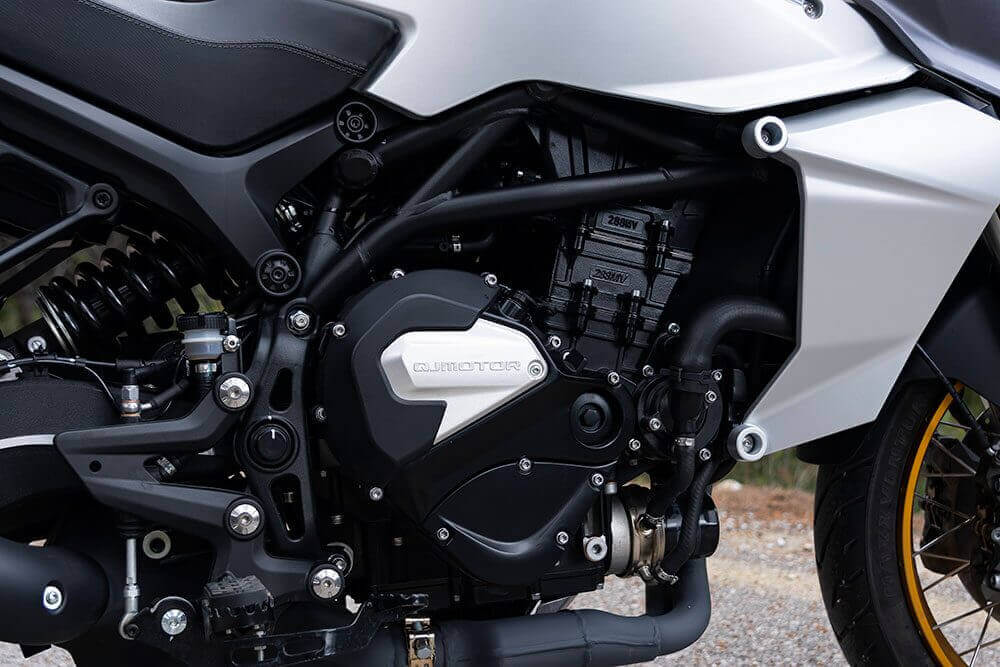 אופנוע קיו.ג׳יי מוטור SRT 800X - תמונה 7