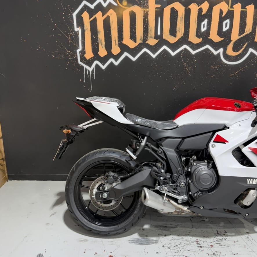 Yamaha R7 2026 8