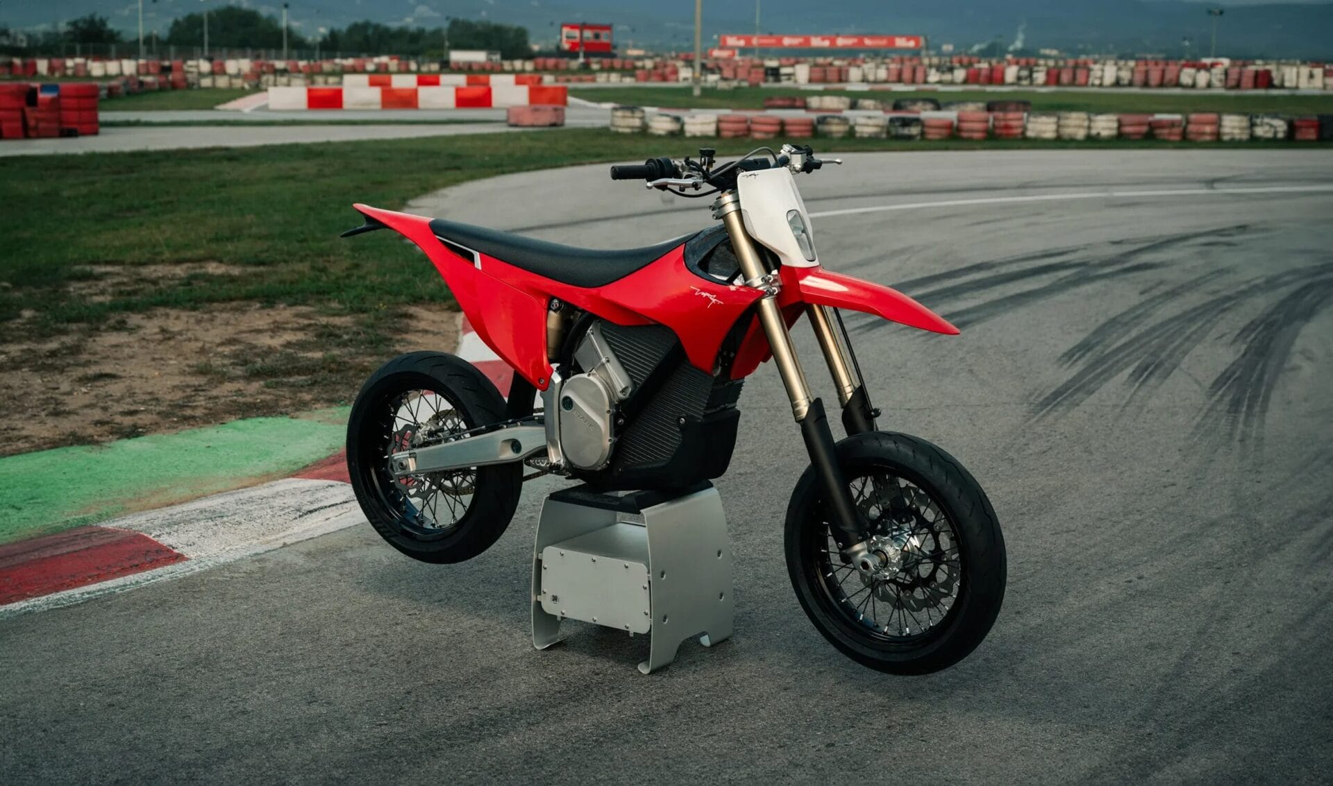 אופנוע סטארק Varg SM 60 - תמונה 4