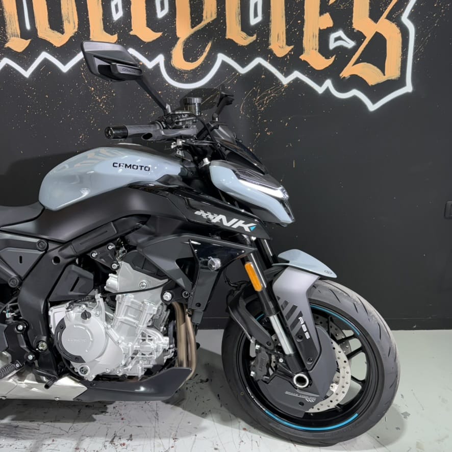 CFMOTO 675NK4
